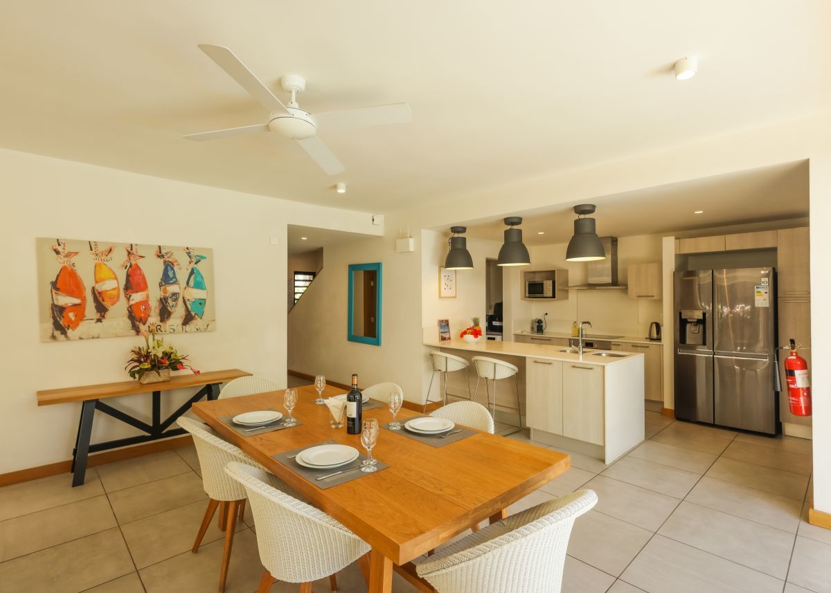 Superior Pool Villa | Salle à manger